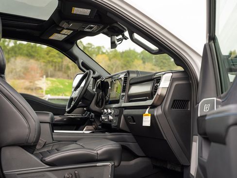 New 2026 Ford F350 Platinum AWD/4WD image 14
