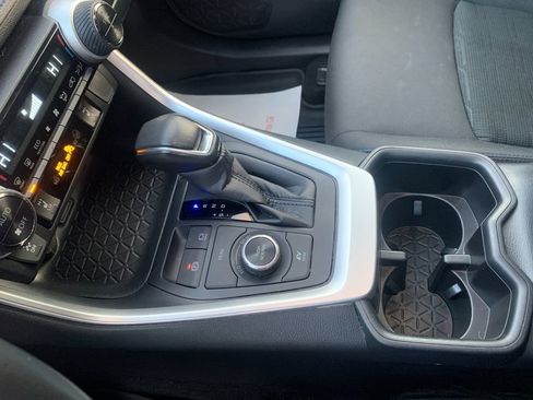 Used 2023 Toyota RAV4 SE w/ Convenience Package image 25