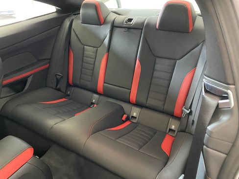 Used 2025 BMW 440i xDrive Coupe w/ Premium Package image 29