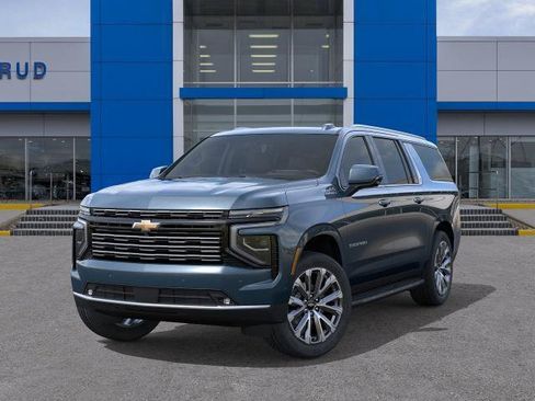 New 2026 Chevrolet Suburban High Country AWD/4WD image 6