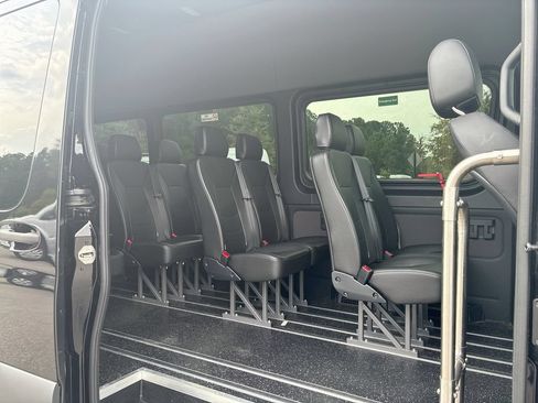 Used 2024 Mercedes-Benz Sprinter 3500 image 16