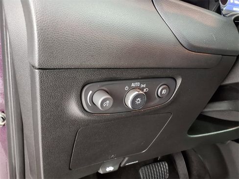 Used 2021 Buick Encore GX Preferred w/ Cold Weather Comfort Package image 24