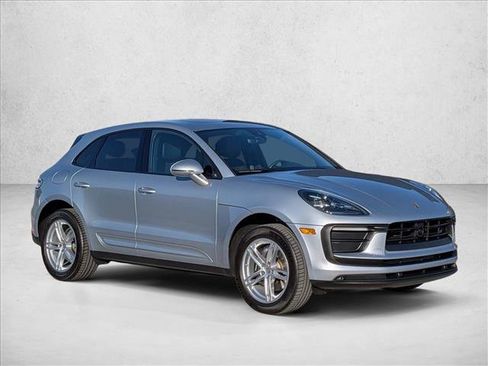 Used 2025 Porsche Macan Turbo image 7