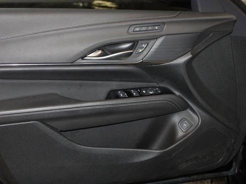 Certified 2025 Cadillac CT4 Premium Luxury image 27