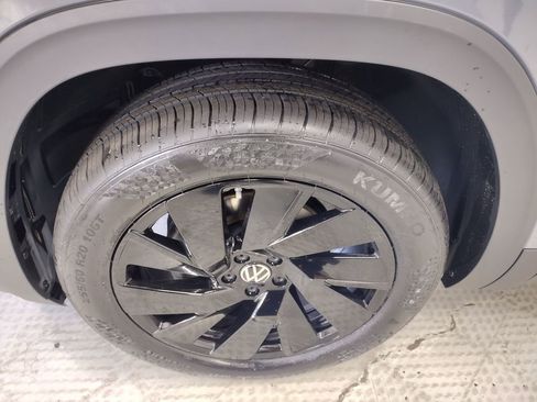 New 2026 Volkswagen Atlas SE image 5