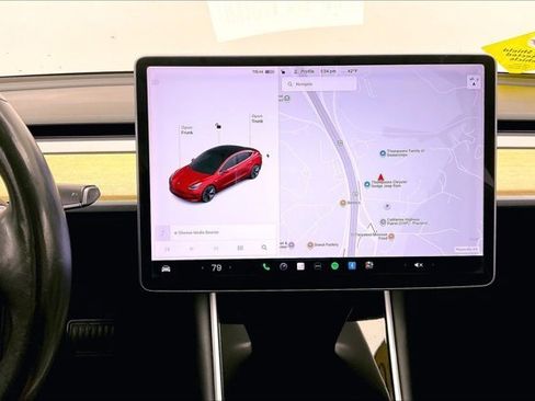 Used 2018 Tesla Model 3 Long Range image 5