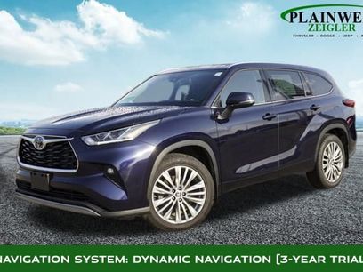 Used 2022 Toyota Highlander Platinum