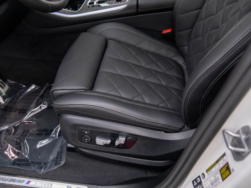 Certified 2025 BMW X5 M60i w/ Climate Comfort Package image 17