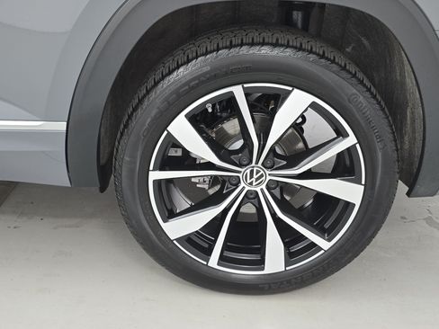 Used 2026 Volkswagen Atlas SEL Premium R-Line AWD/4WD image 35