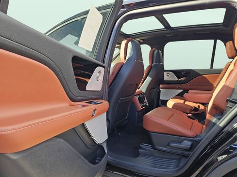 New 2026 Lincoln Aviator Reserve image 22
