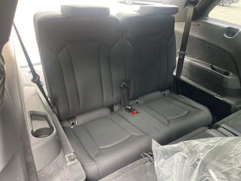 Used 2021 Audi Q7 3.0T Premium Plus w/ Premium Plus Package image 21