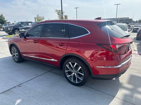Used 2024 Acura MDX SH-AWD w/ Technology Package image 4