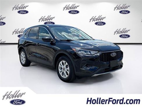 Certified 2023 Ford Escape Active w/ Tech Pack #2 AWD/4WD image 1