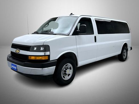 Used 2024 Chevrolet Express 3500 LT w/ LT Preferred Equipment Group RWD image 1
