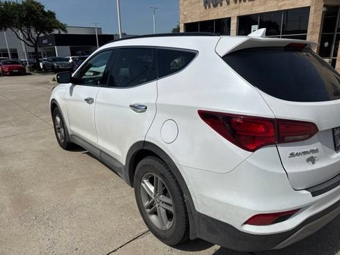 Used 2017 Hyundai Santa Fe Sport FWD image 8