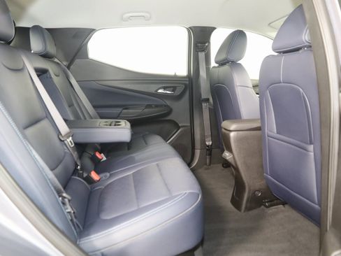 Used 2023 Chevrolet Bolt EUV Premier image 12