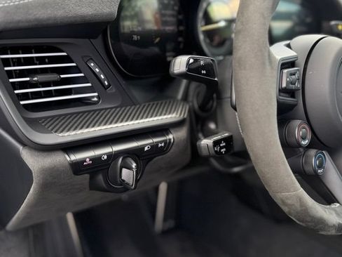 Certified 2025 Porsche 911 GT3 RS RWD image 17