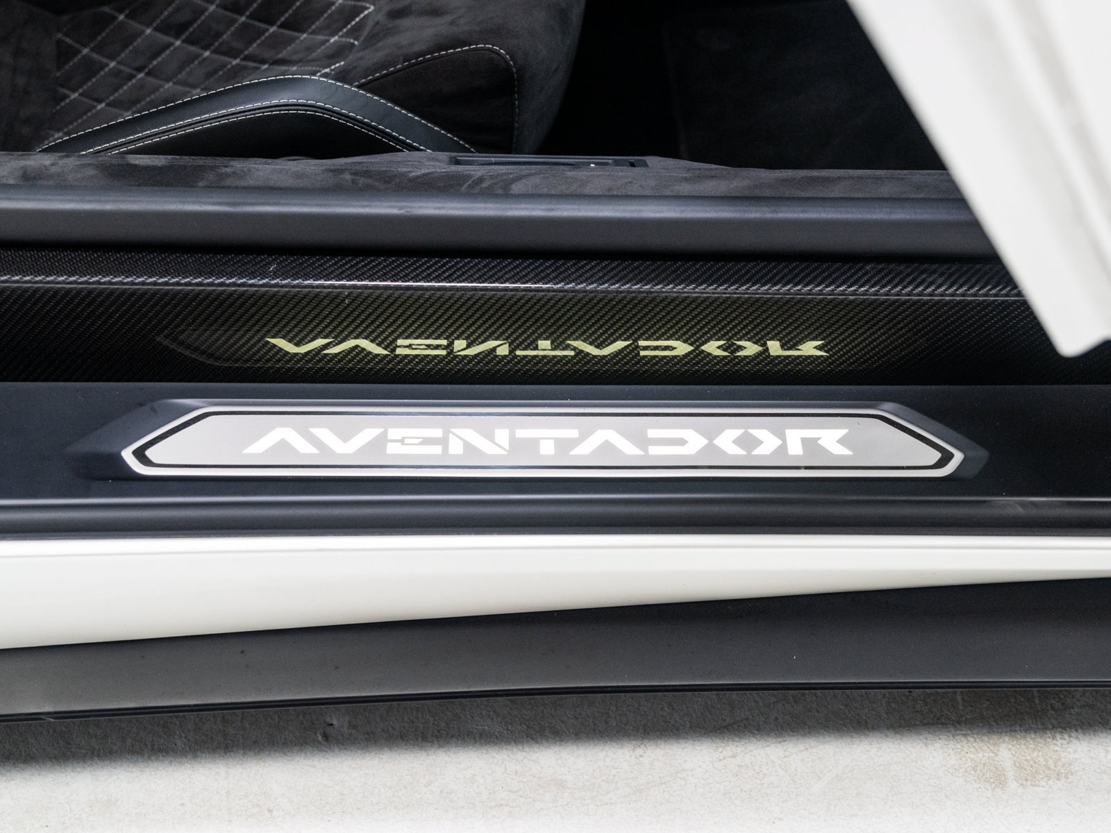 Used 2018 Lamborghini Aventador S AWD/4WD image 58