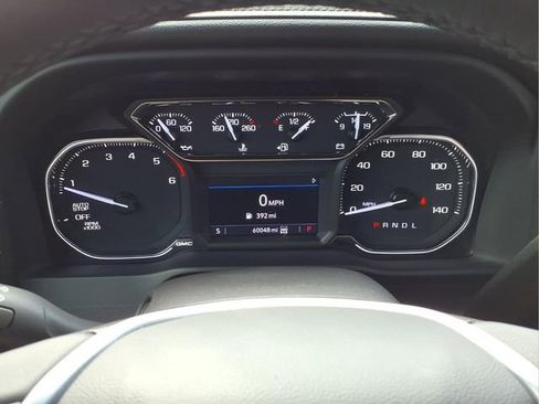 Used 2022 GMC Sierra 1500 SLT w/ X31 Off-Road Package image 32