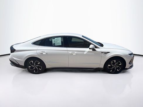 Used 2024 Hyundai Sonata SEL FWD image 10