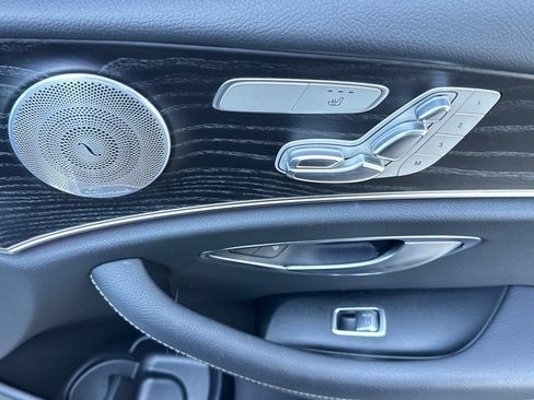 Used 2020 Mercedes-Benz E 350 Sedan image 18