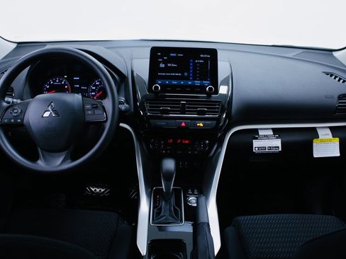 Used 2024 Mitsubishi Eclipse Cross Black Edition image 17