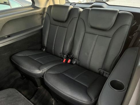 Used 2009 Mercedes-Benz GL 320 BlueTEC 4MATIC image 15