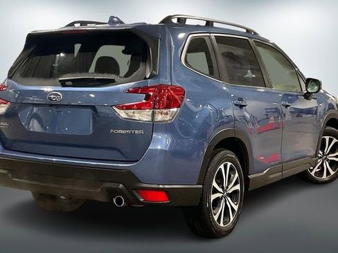 Used 2022 Subaru Forester Limited image 13