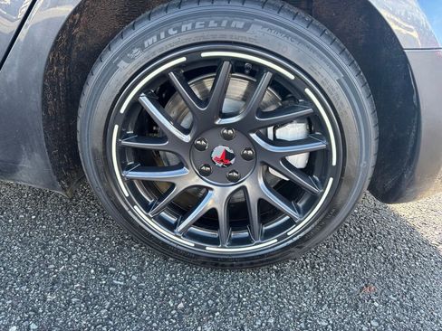 Used 2024 Tesla Model 3 Standard Range image 9