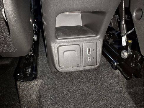 New 2026 Chevrolet TrailBlazer RS w/ Convenience Package AWD/4WD image 12