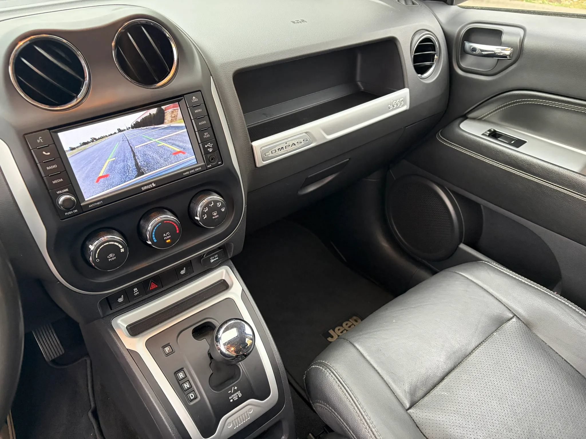 Used 2016 Jeep Compass High Altitude AWD/4WD image 16