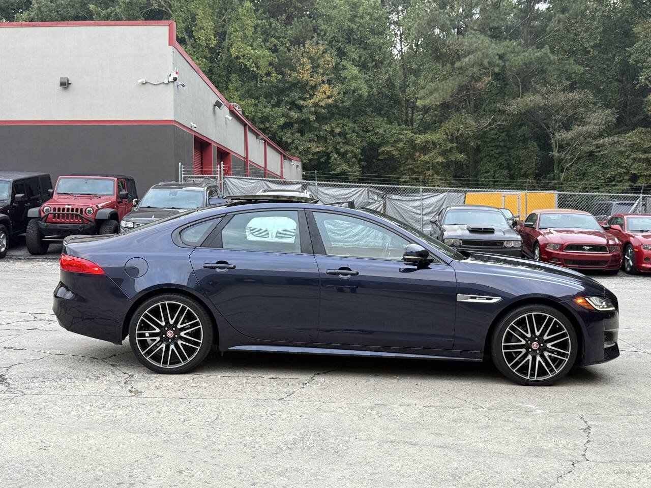 Used 2018 Jaguar XF R-Sport AWD/4WD image 3