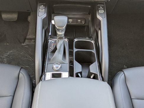 New 2025 Kia Telluride S image 22