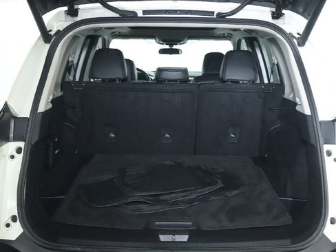 Used 2021 Nissan Rogue SV w/ Premium Package FWD image 32