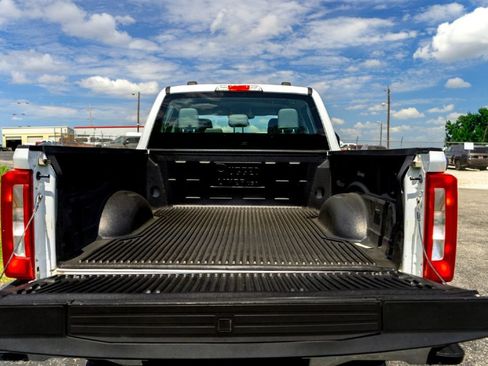 Used 2024 Ford F250 XL w/ FX4 Off-Road Package AWD/4WD image 26