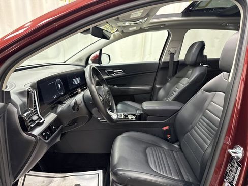 Certified 2023 Kia Sportage SX FWD image 12