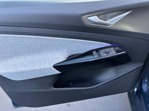 Certified 2023 Volkswagen ID.4 Pro image 15