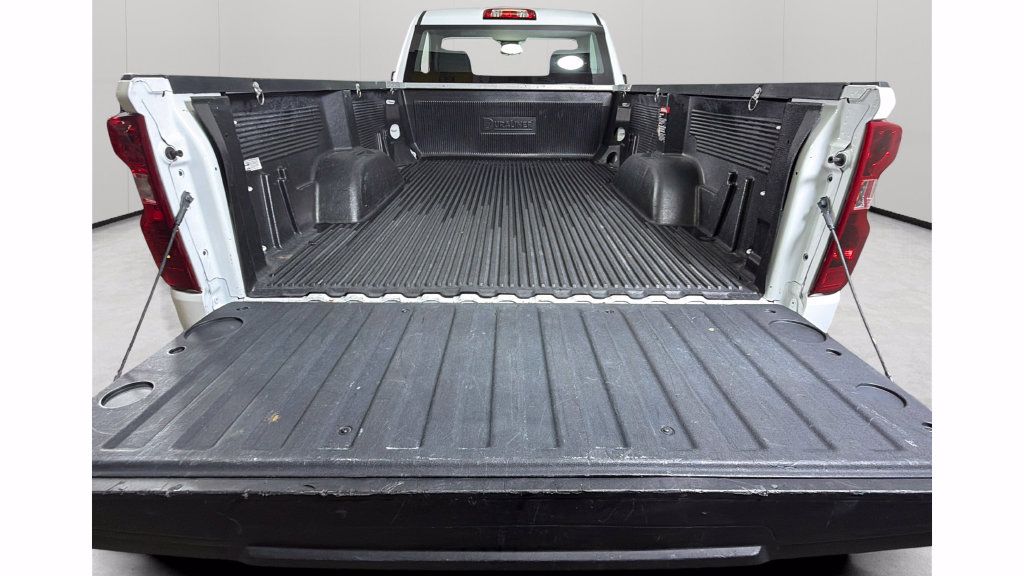 Certified 2025 Chevrolet Silverado 1500 W/T RWD image 42