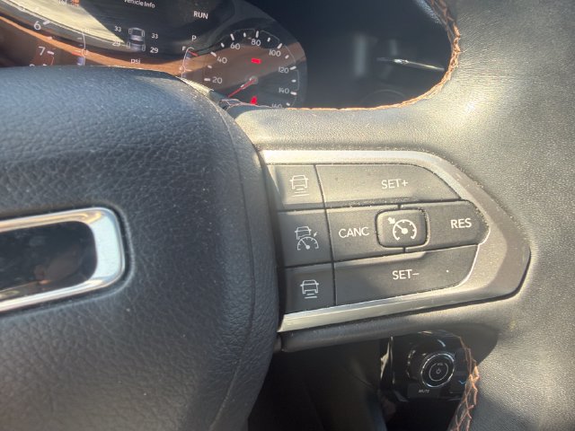 Used 2022 Jeep Compass Limited AWD/4WD image 12