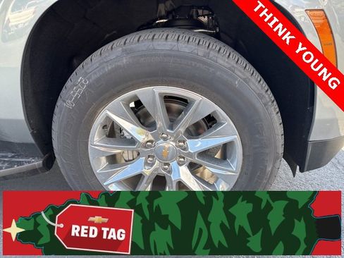 New 2026 Chevrolet Suburban Premier w/ Sun And Tow Package image 9