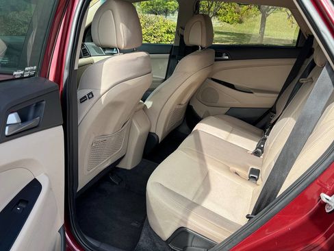 Used 2016 Hyundai Tucson SE image 13