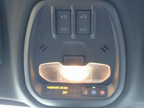 New 2026 Chevrolet Trax RS w/ Sunroof Package image 27