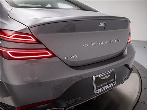 New 2026 Genesis G70 2.5T image 16