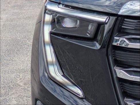New 2026 GMC Acadia Elevation w/ Elevation Premium Package FWD image 10
