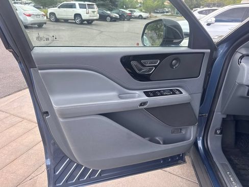 Used 2020 Lincoln Aviator Reserve w/ Equipment Group 201A AWD/4WD image 15