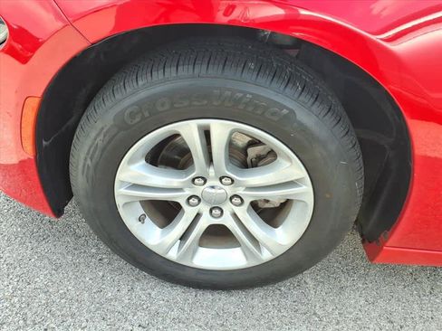 Used 2023 Dodge Charger SXT image 5