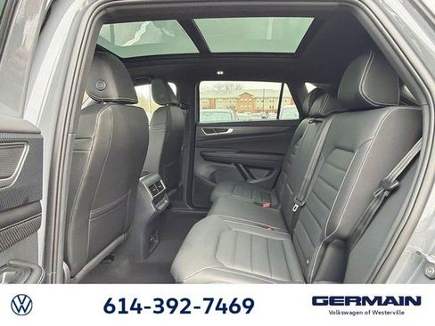 New 2026 Volkswagen Atlas Cross Sport SEL R-Line AWD/4WD image 17