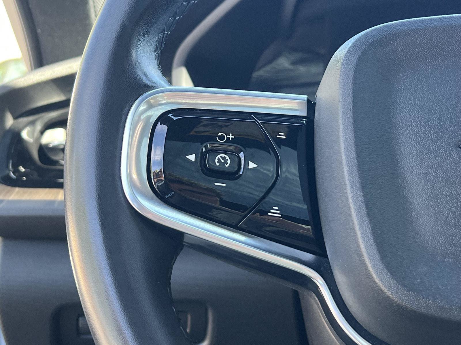 Used 2022 Polestar Polestar 2 w/ Plus Package AWD/4WD image 28