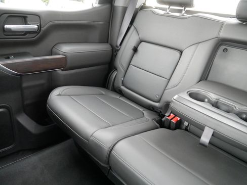 Used 2021 GMC Sierra 1500 SLT AWD/4WD image 12