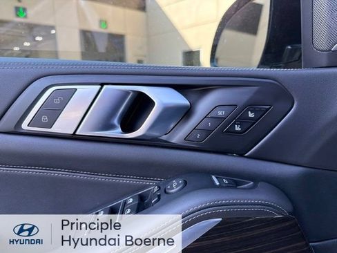 Used 2025 BMW X5 M60i w/ Climate Comfort Package AWD/4WD image 21